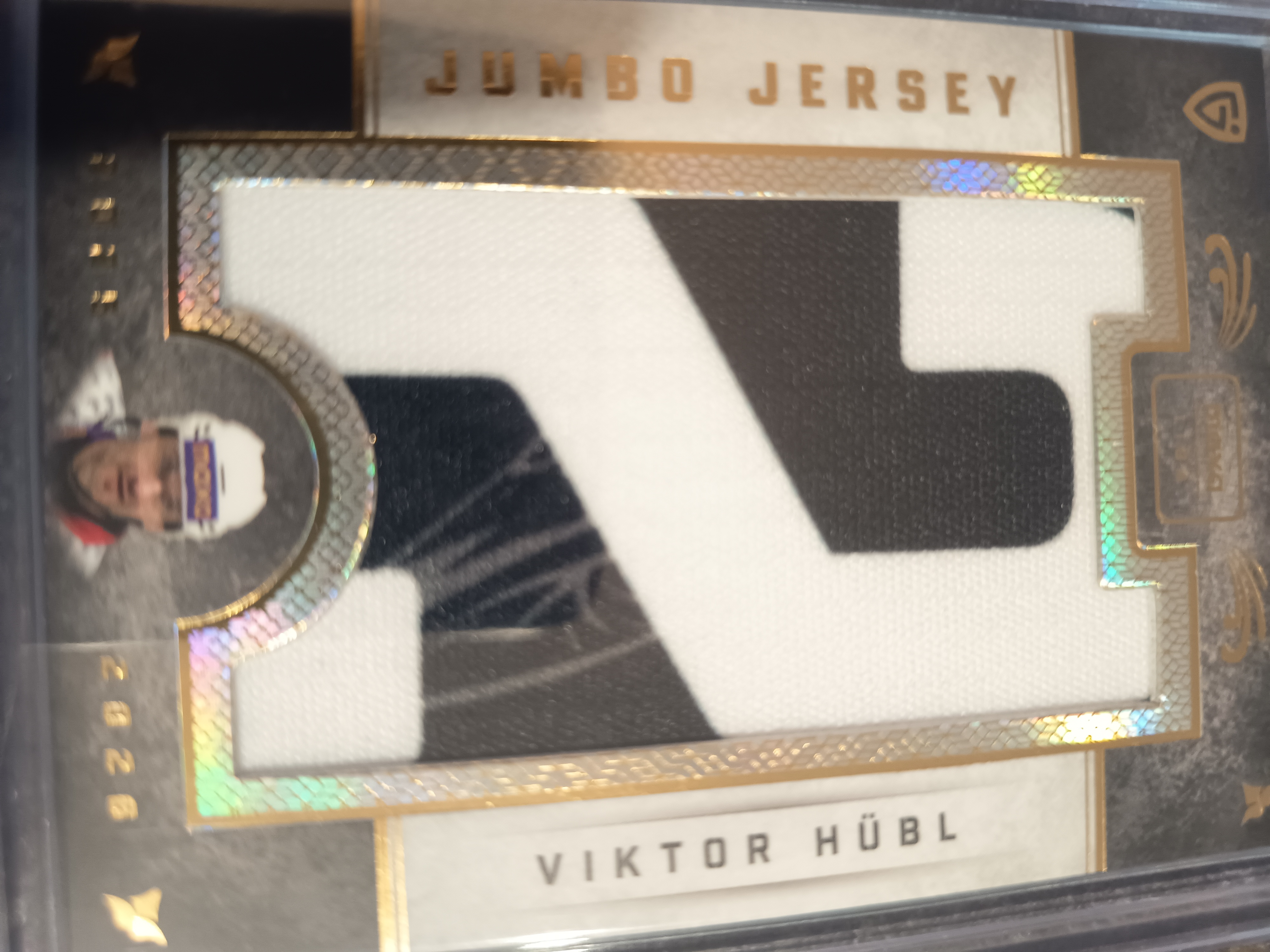 Jumbo material