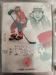 Edgars Kulda Bonus paralell 06/10 Slavie Finally season Goal cards