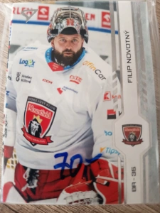 Kompletní set řadovek Hradec Králové 18 ks 24/25 1. série Sportzoo